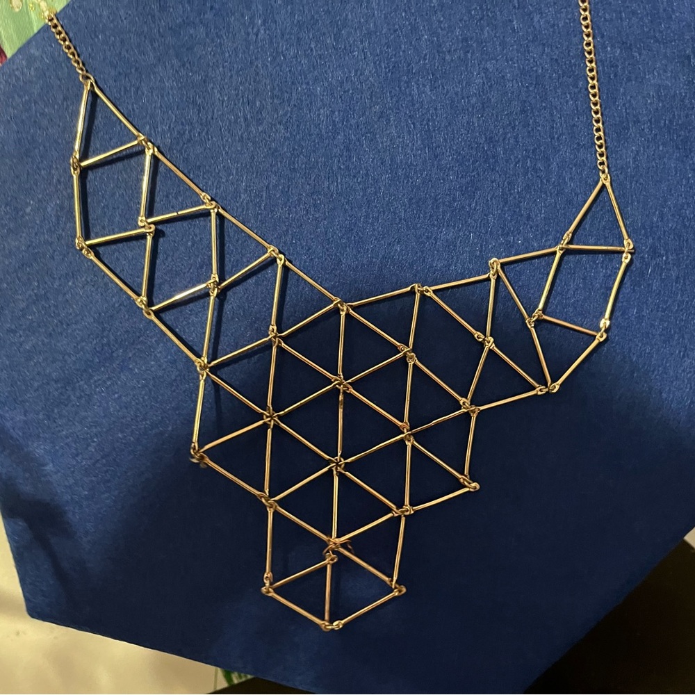 Super shape sexy necklace